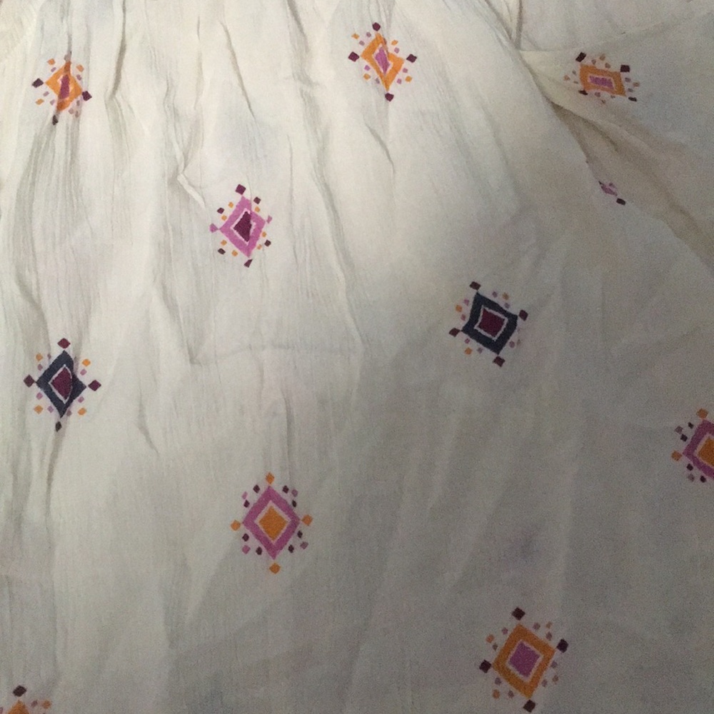 White Patterned Tank Top - Picture 3 of 3